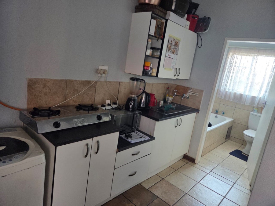 1 Bedroom Property for Sale in Rustenburg Central North West